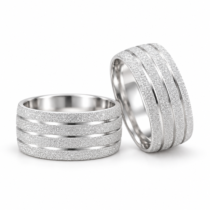 Alianças Compromisso Prata 925 - 8mm Meia Cana Diamantadas com 3 Frisos